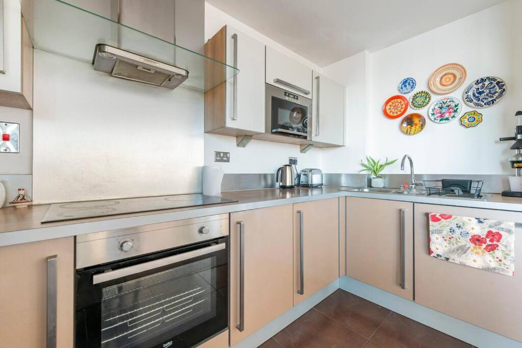 London Skylineviews 2 Bed 2 Bath Flat Near Canary Wharf, O2 & Excel エクステリア 写真