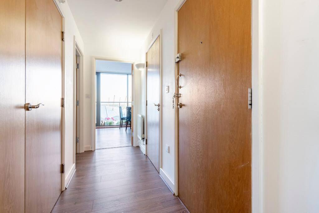 London Skylineviews 2 Bed 2 Bath Flat Near Canary Wharf, O2 & Excel エクステリア 写真