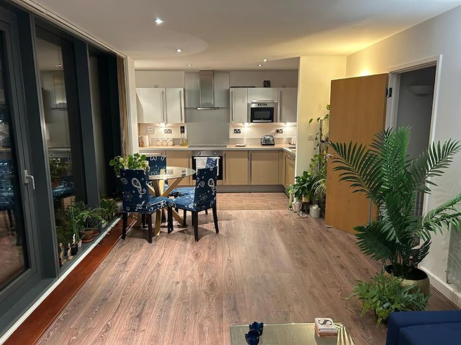 London Skylineviews 2 Bed 2 Bath Flat Near Canary Wharf, O2 & Excel エクステリア 写真
