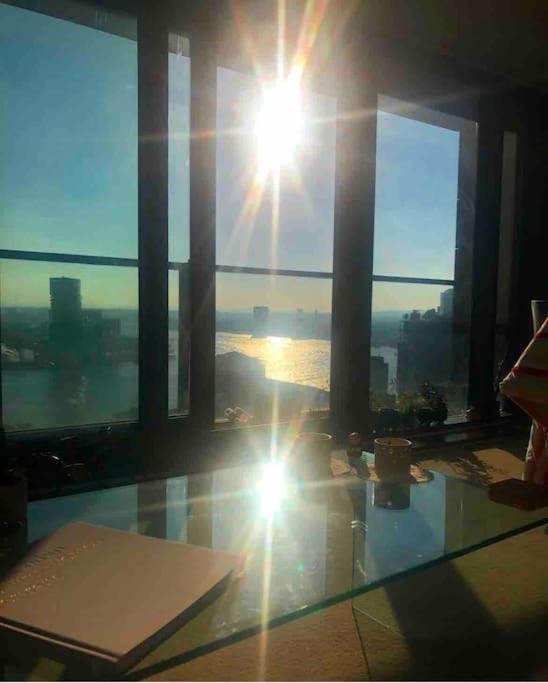 London Skylineviews 2 Bed 2 Bath Flat Near Canary Wharf, O2 & Excel エクステリア 写真