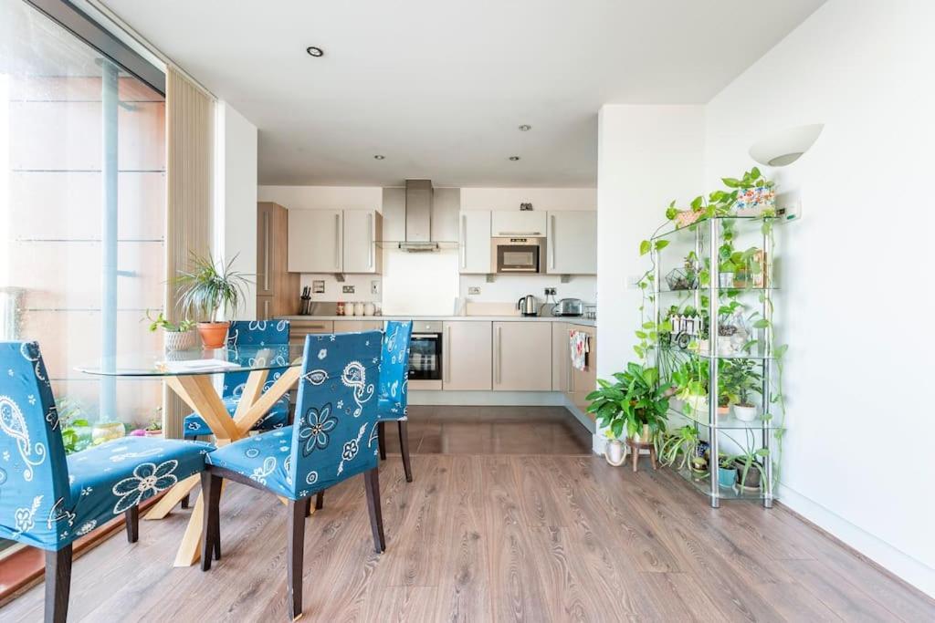 London Skylineviews 2 Bed 2 Bath Flat Near Canary Wharf, O2 & Excel エクステリア 写真